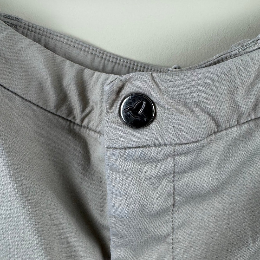 birddogs Golf Social Wear Mens Khaki Tan Performance Tapered Chino Pants Size 34 - Picture 2 of 6